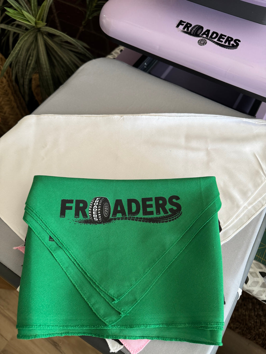 FROADERS Logo Dog Bandanas